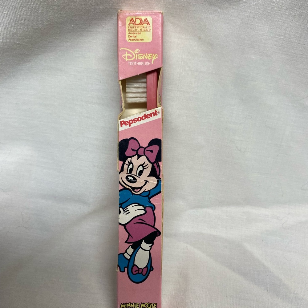 Vintage Disney Minnie Mouse Child’s Toothbrush - New In Package